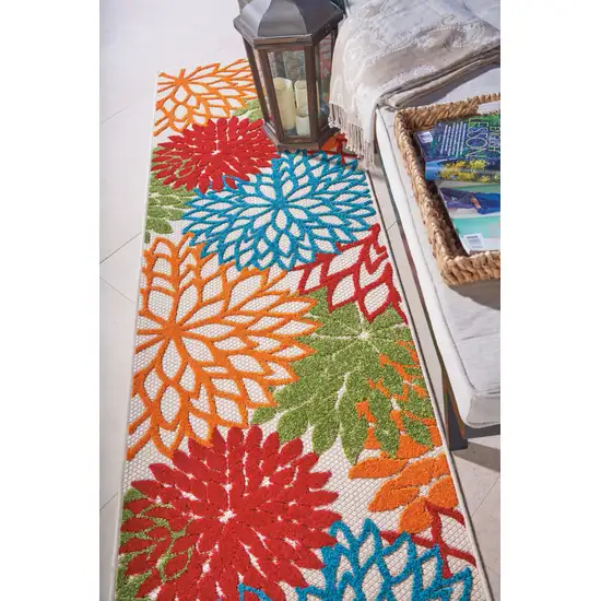 8' Green And Ivory Indoor Outdoor Area Rug Photo 6