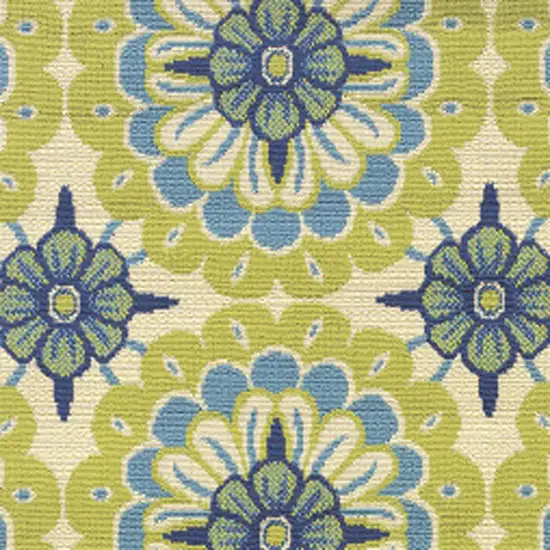 Green and Ivory Floral Stain Resistant Indoor Outdoor Area Rug Photo 8