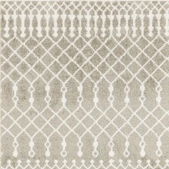Green Geometric Area Rug Photo 9