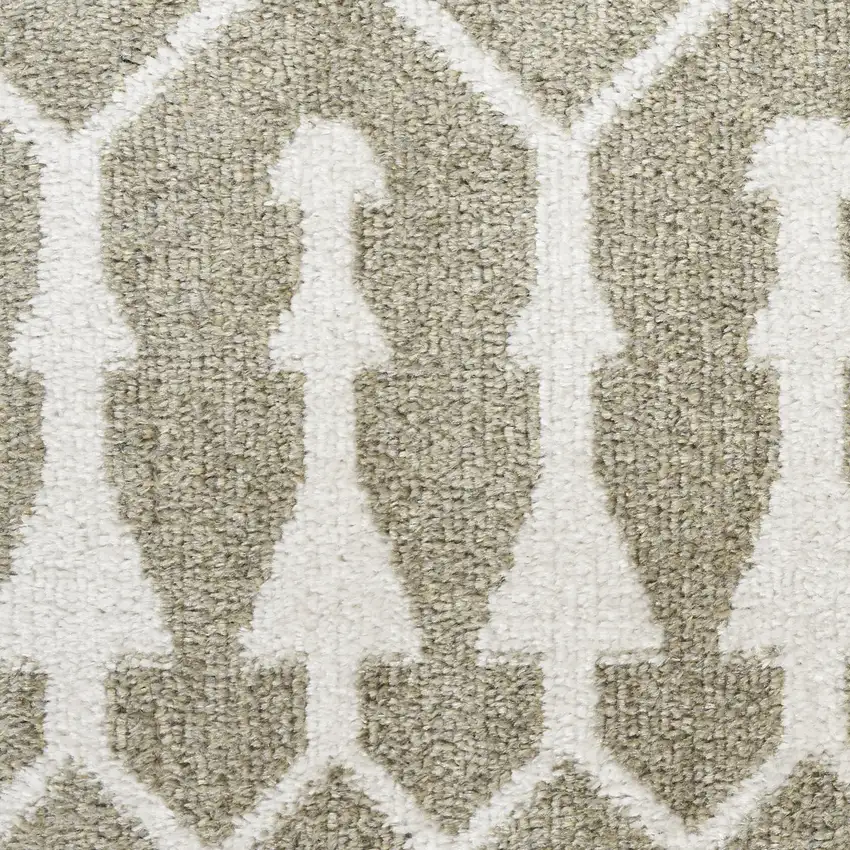 Green Geometric Area Rug Photo 4