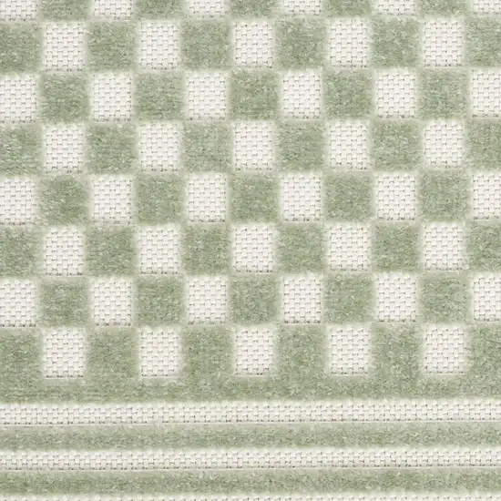 Green Geometric Area Rug Photo 2