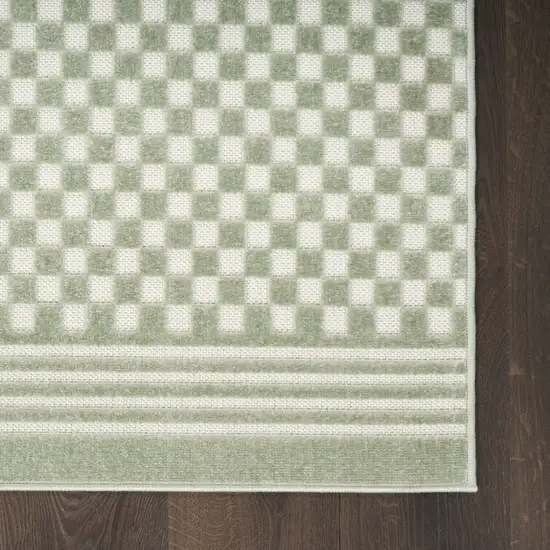 Green Geometric Area Rug Photo 8