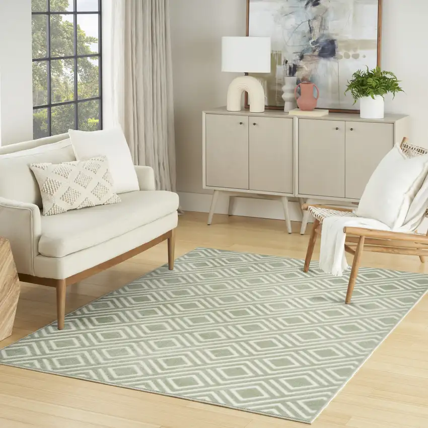 Green Geometric Area Rug Photo 3