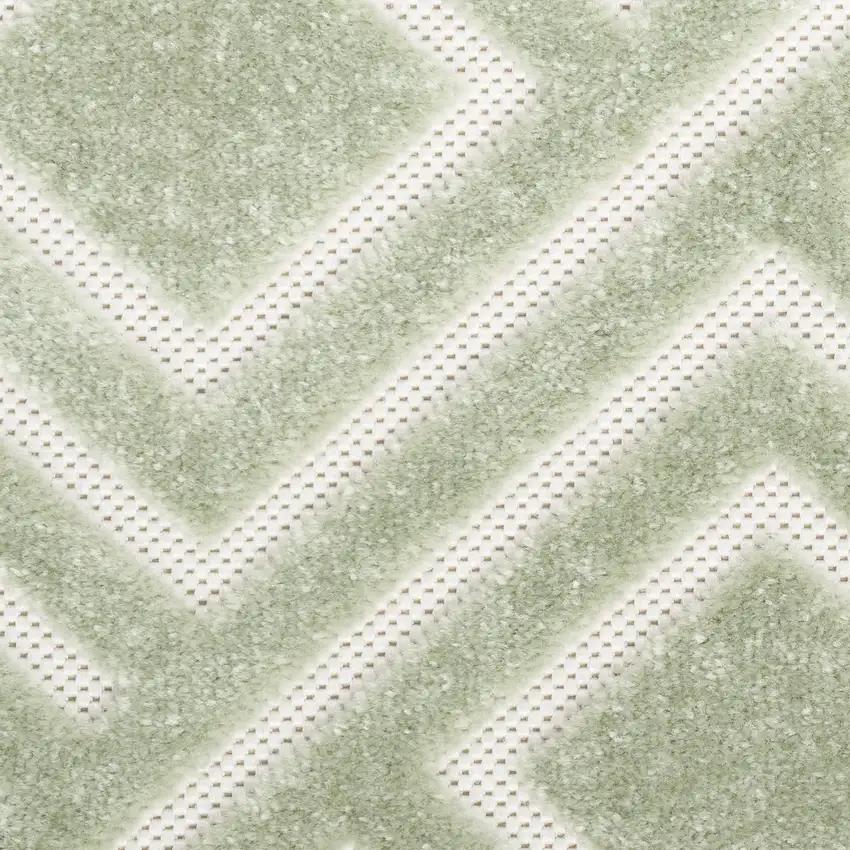 Green Geometric Area Rug Photo 9