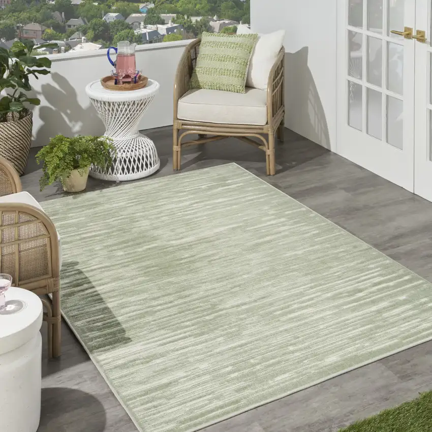 Green Geometric Area Rug Photo 5