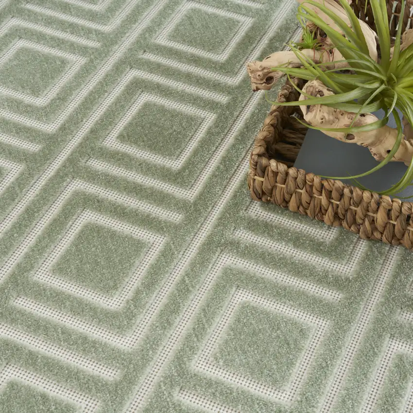 Green Geometric Area Rug Photo 6