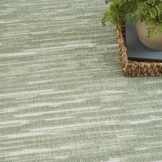 Green Geometric Area Rug Photo 6