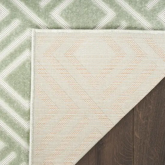 Green Geometric Area Rug Photo 7