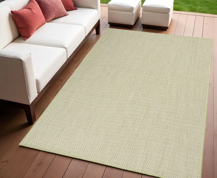 Green Geometric Power Loom Area Rug Photo 1
