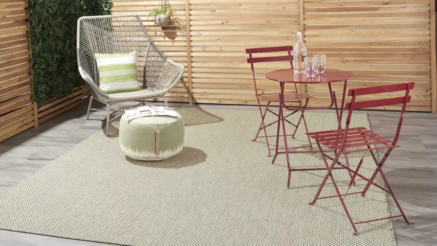 Green Geometric Power Loom Area Rug Photo 9