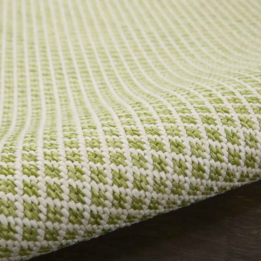 Green And Ivory Indoor Outdoor Area Rug Photo 3