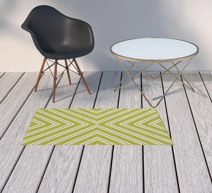 Green Geometric Stain Resistant Indoor Outdoor Area Rug Photo 2