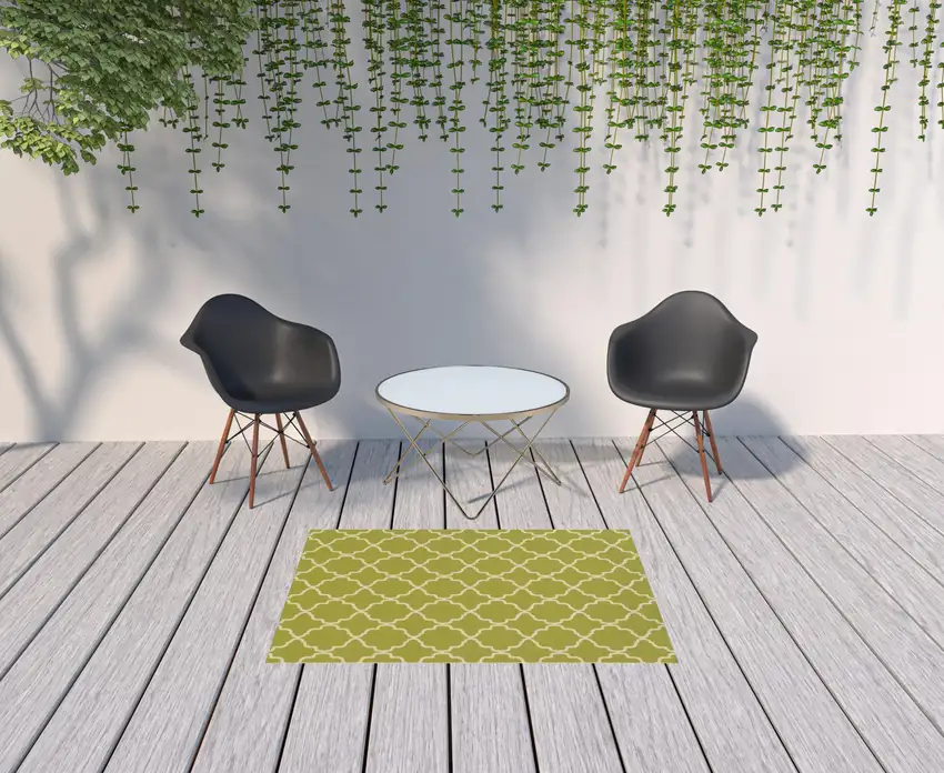Green Geometric Stain Resistant Indoor Outdoor Area Rug Photo 2