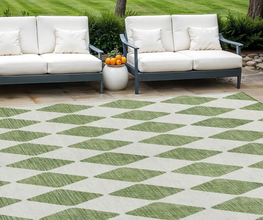 Green Geometric Washable Indoor Outdoor Area Rug Photo 1