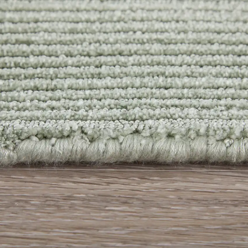 Green Hand Woven Area Rug Photo 2