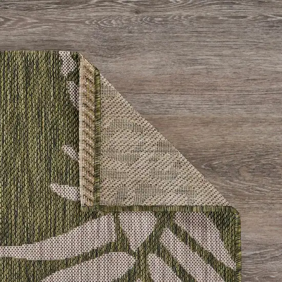 Green Pineapple Indoor Outdoor Area Rug Photo 3