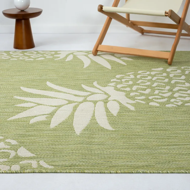 Green Pineapple Indoor Outdoor Area Rug Photo 4
