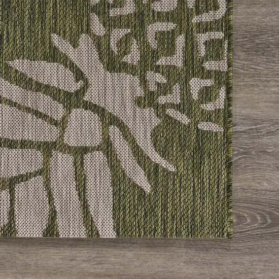 Green Pineapple Indoor Outdoor Area Rug Photo 6