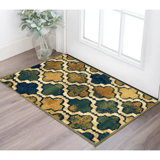 Green Quatrefoil Power Loom Distressed Stain Resistant Area Rug Photo 1