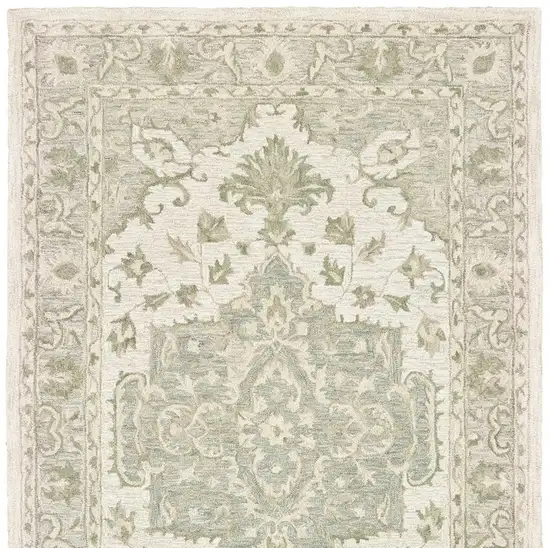 Green and Cream Medallion Area Rug Photo 4