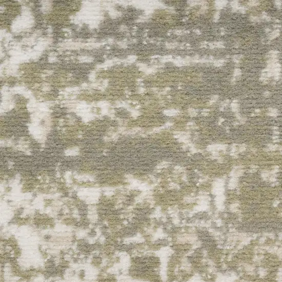 8' Green And Ivory Medallion Distressed Runner Rug Photo 4