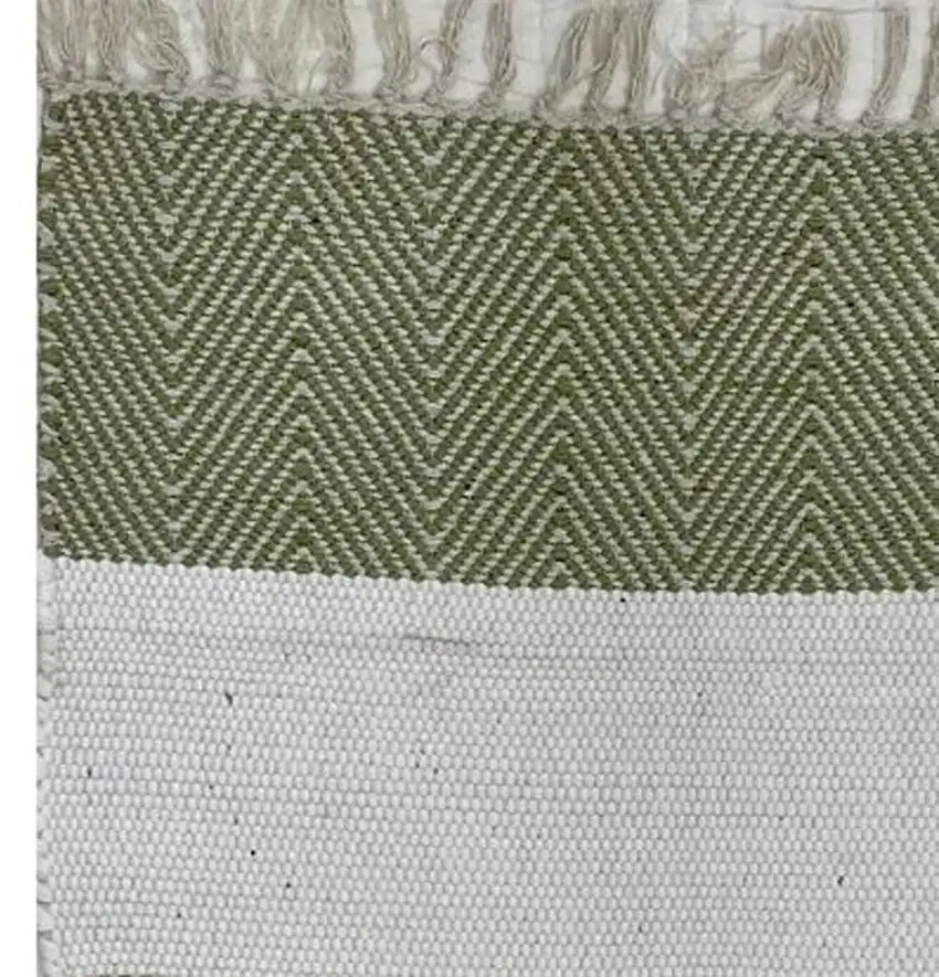 Green And White Hand Woven Area Rug Photo 5