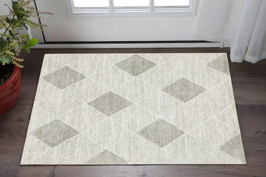 Grey And Ivory Geometric Power Loom Stain Resistant Area Rug Photo 1