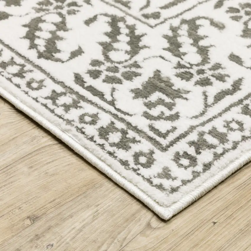 Grey And White Floral Power Loom Stain Resistant Area Rug Photo 5