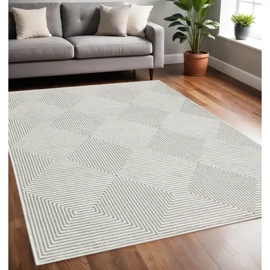 Grey And White Geometric Power Loom Stain Resistant Area Rug Photo 1