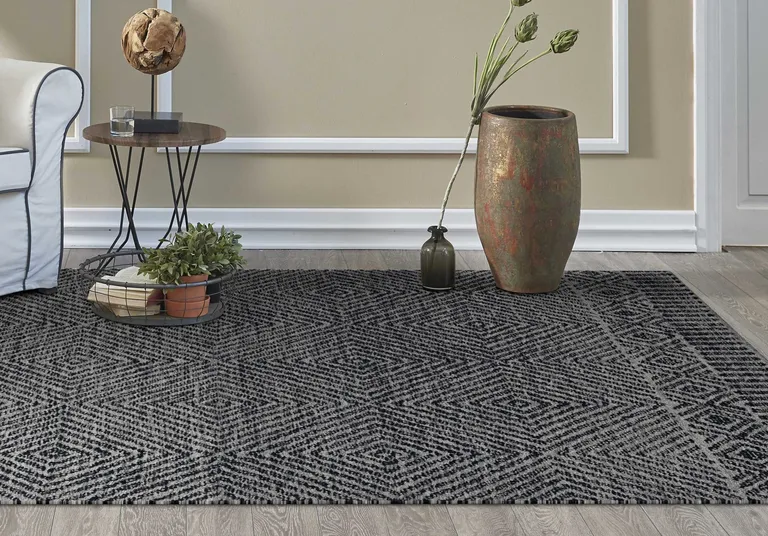 Grey Black Hand Tufted Space Dyed Geometric Indoor Area Rug Photo 4