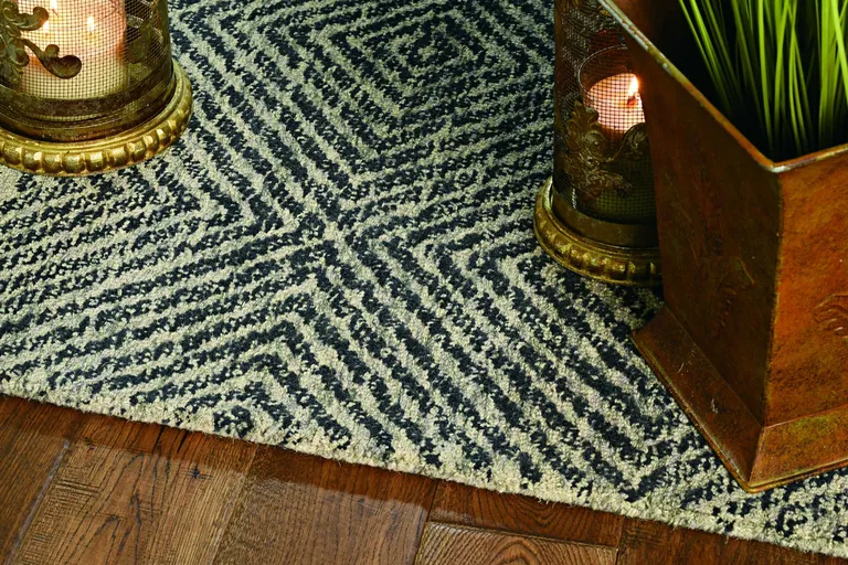Grey Black Hand Tufted Space Dyed Geometric Indoor Area Rug Photo 2