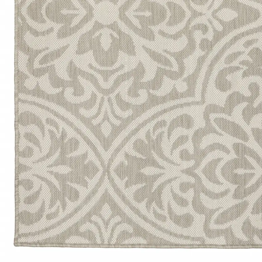 Grey Floral Stain Resistant Indoor Outdoor Area Rug Photo 2