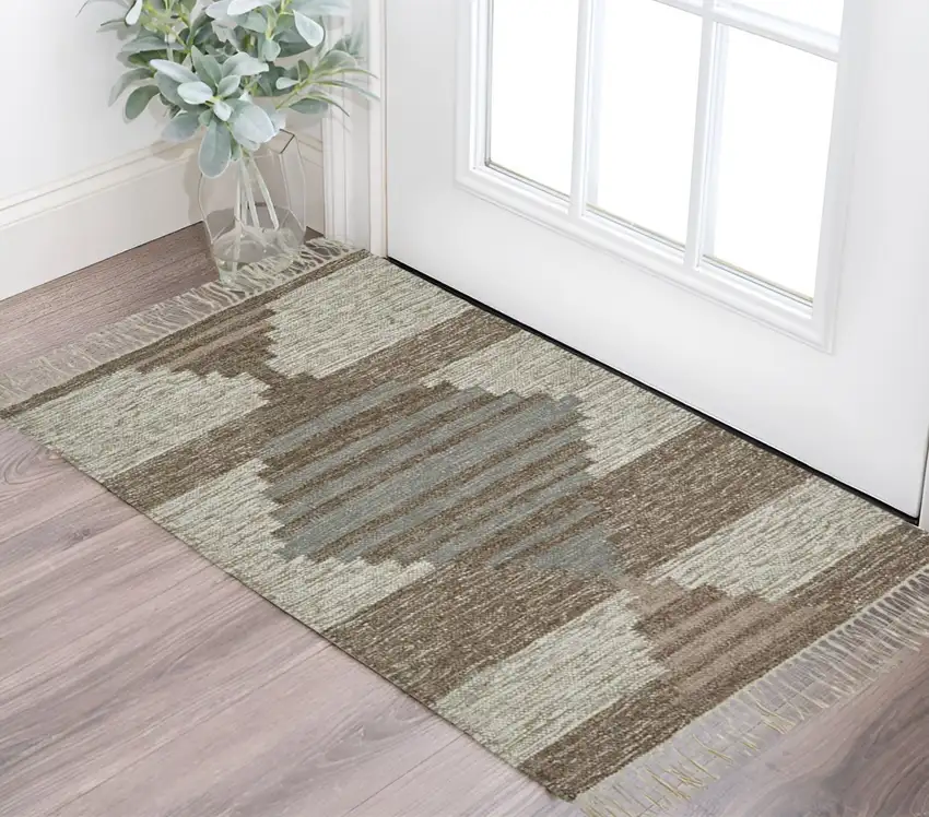 Grey Geometric Flatweave Handmade Stain Resistant Area Rug With Fringe Photo 1