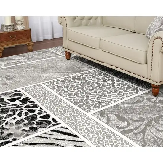 Grey Geometric Power Loom Stain Resistant Area Rug Photo 1