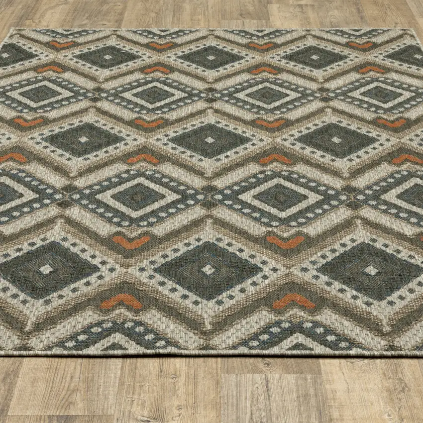 Grey Geometric Stain Resistant Indoor Outdoor Area Rug Photo 7