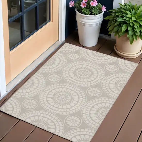 Gray and Ivory Geometric Stain Resistant Indoor Outdoor Area Rug Photo 1