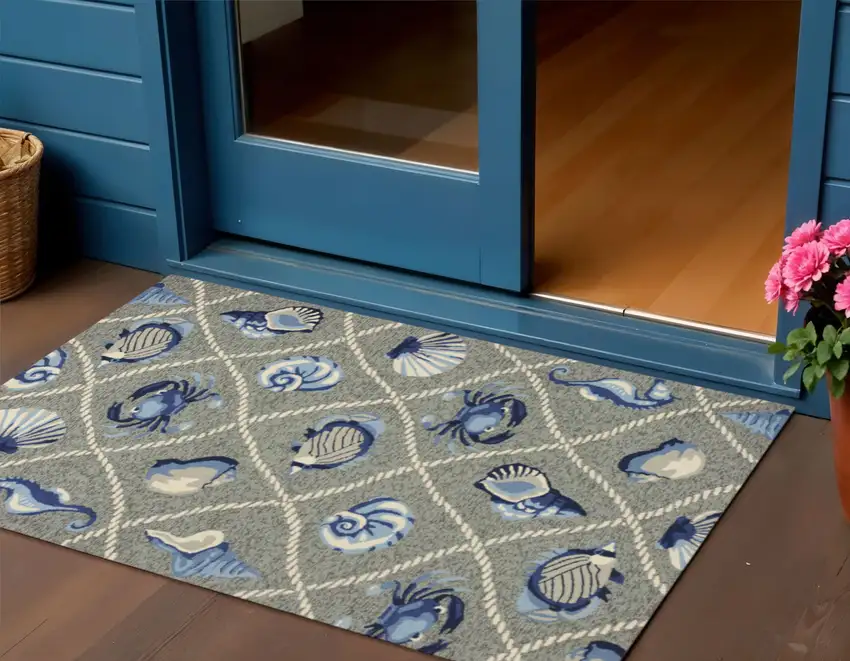 Gray Abstract Handmade Indoor Outdoor Area Rug Photo 1