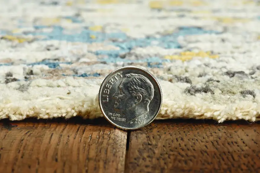 Grey Hand Loomed Traditional Floral Indoor Area Rug Photo 9
