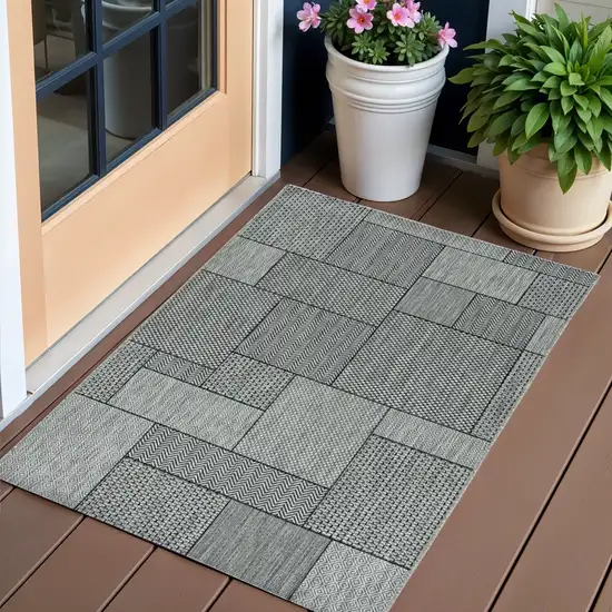 Gray Southwestern Indoor Outdoor Area Rug Photo 1