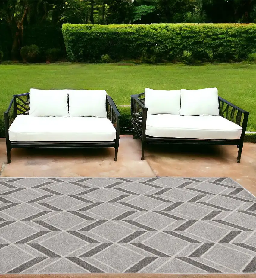 7'X10' Grey Machine Woven Uv Treated Herringbone Illusion Indoor Outdoor Area Rug Photo 2