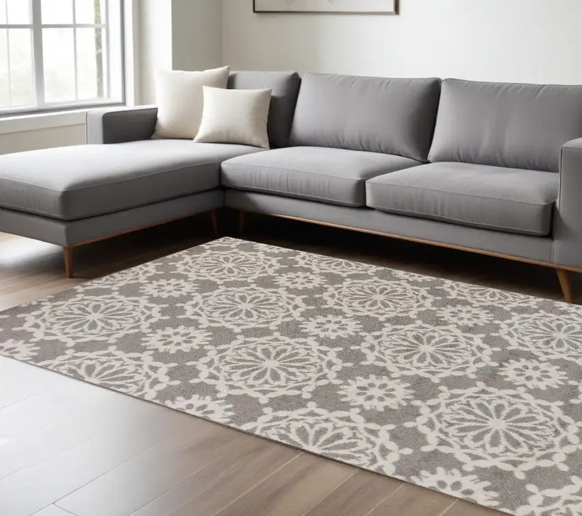 Grey Or Ivory Floral Circular Patterns Indoor Area Rug Photo 1
