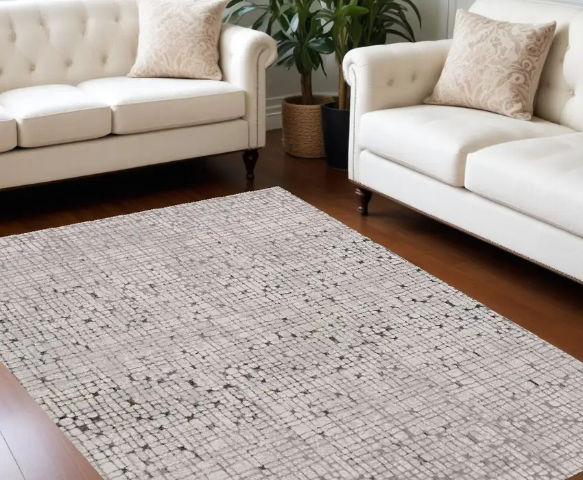 94 X 130 Grey Polyester Rug Photo 1