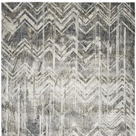 Gray Chevron Area Rug Photo 4