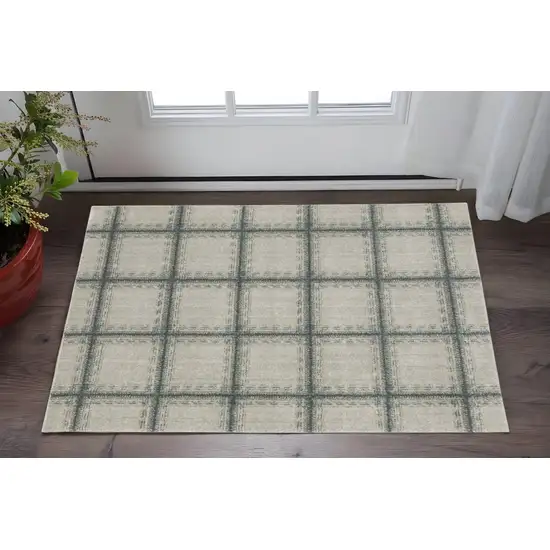Gray Geometric Power Loom Area Rug Photo 1