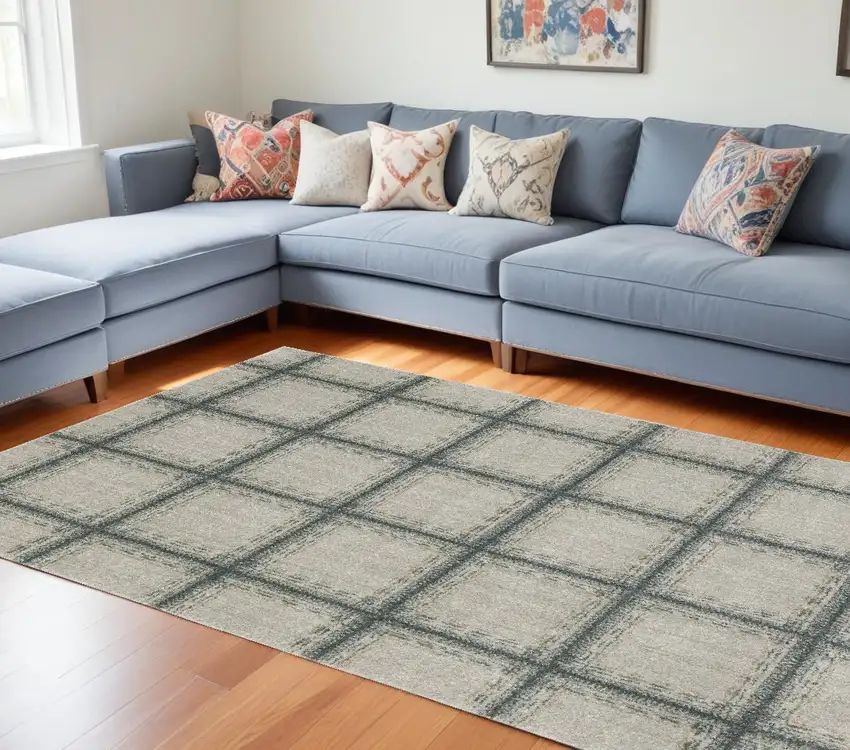 Gray Geometric Power Loom Area Rug Photo 1