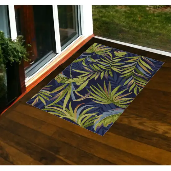 3'X5' Ink Blue Hand Hooked Uv Treated Oversized Tropical Leaves Indoor Outdoor Area Rug Photo 1