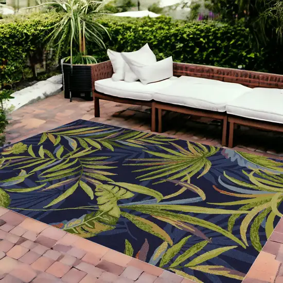 8'X10' Ink Blue Hand Hooked Uv Treated Oversized Tropical Leaves Indoor Outdoor Area Rug Photo 2