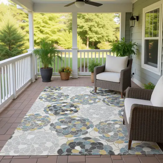 Ivory And Beige Floral Washable Indoor Outdoor Area Rug Photo 3