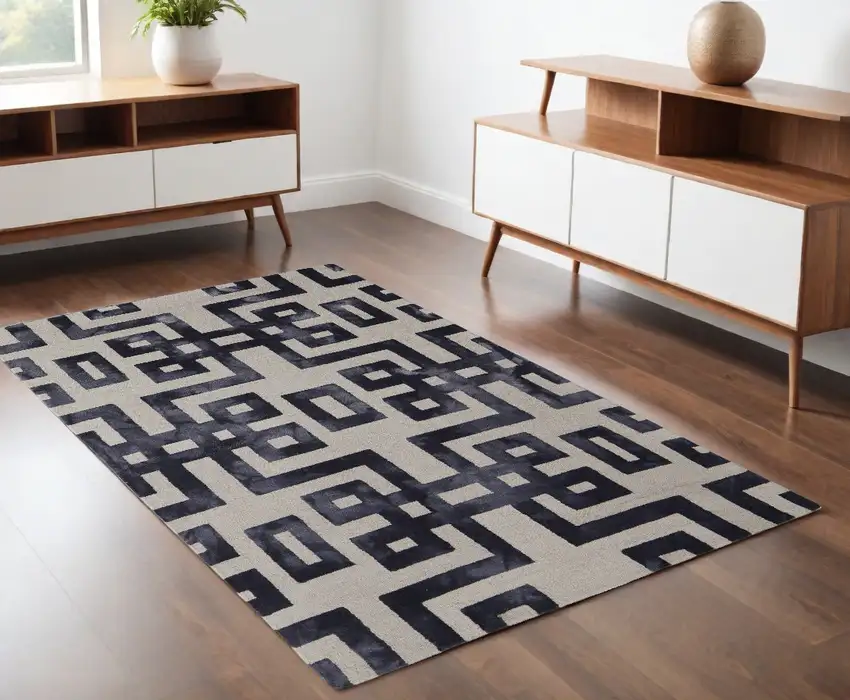 Ivory And Black Wool Tufted Handmade Area Rug Photo 1