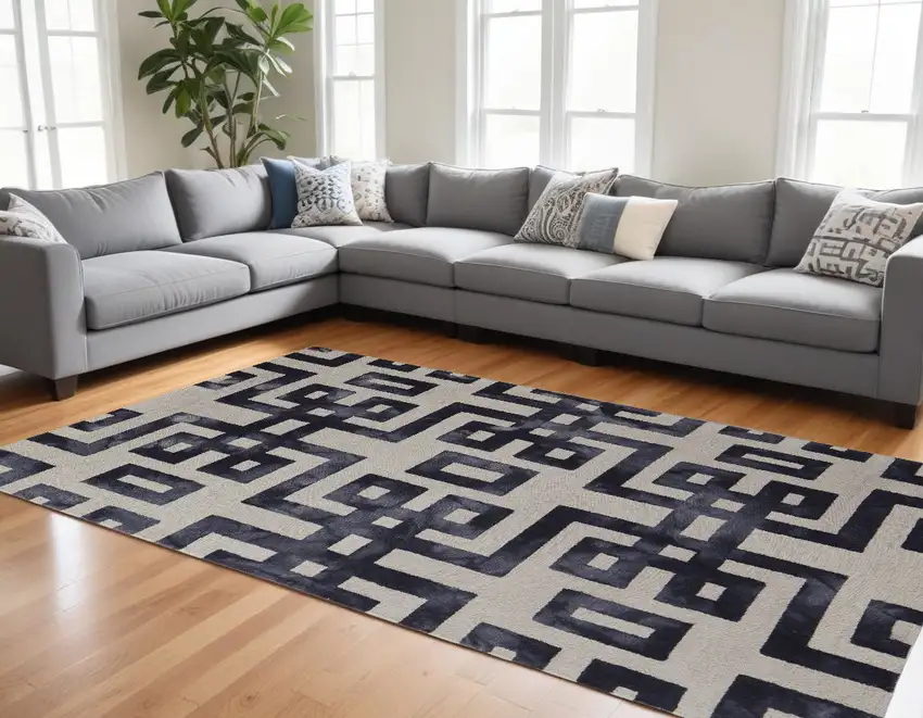 Ivory And Black Wool Tufted Handmade Area Rug Photo 1